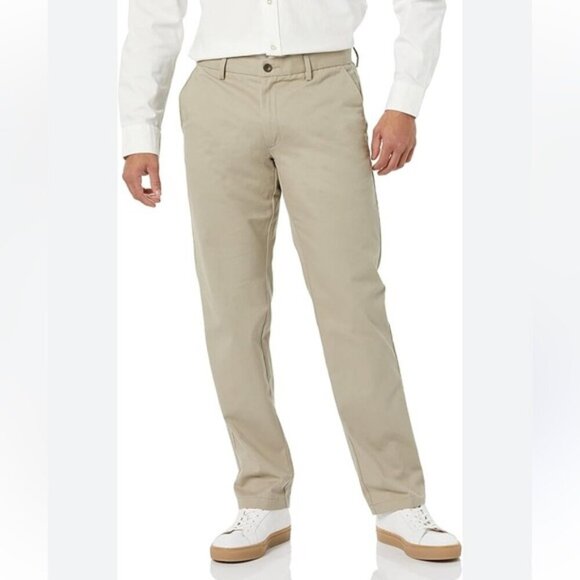 Amazon Essentials Straight-fit Wrinkle-Resistant Flat-Front Chino Pant - Picture 1 of 12